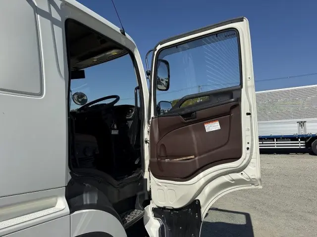 日野 プロフィア 2DG-FW1AHG(8x4)の写真33