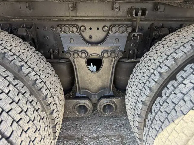 日野 プロフィア 2DG-FW1AHG(8x4)の写真41