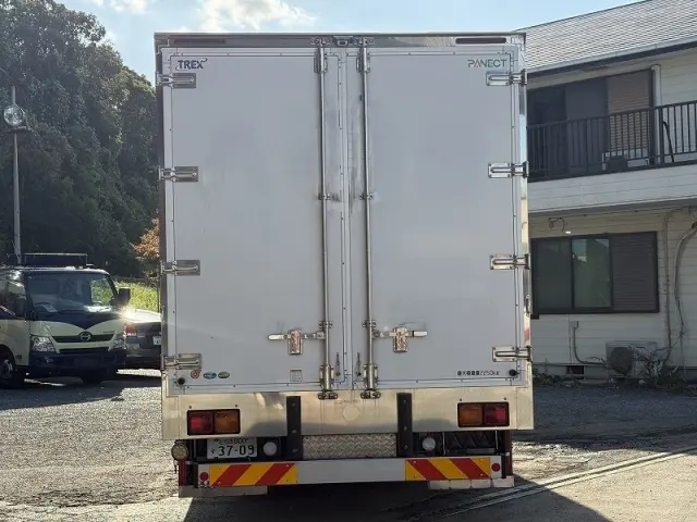 UD コンドル 2PG-BRR90T2(2WD)の写真6