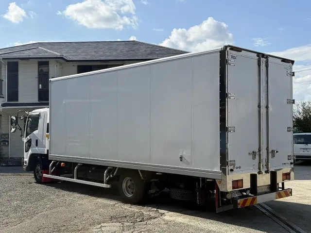 UD コンドル 2PG-BRR90T2(2WD)の写真7