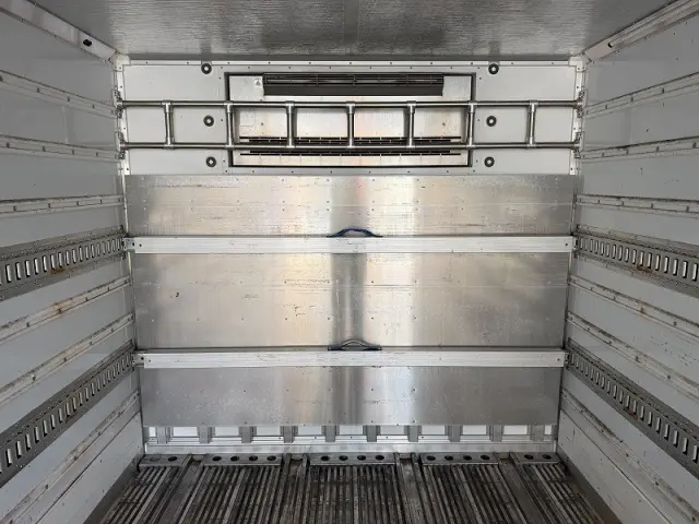 UD コンドル 2PG-BRR90T2(2WD)の写真13