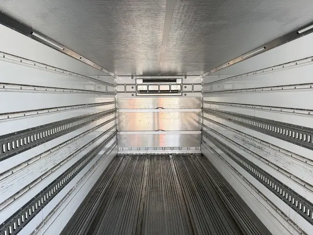 UD コンドル 2PG-BRR90T2(2WD)の写真18