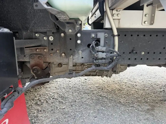 UD コンドル 2PG-BRR90T2(2WD)の写真44