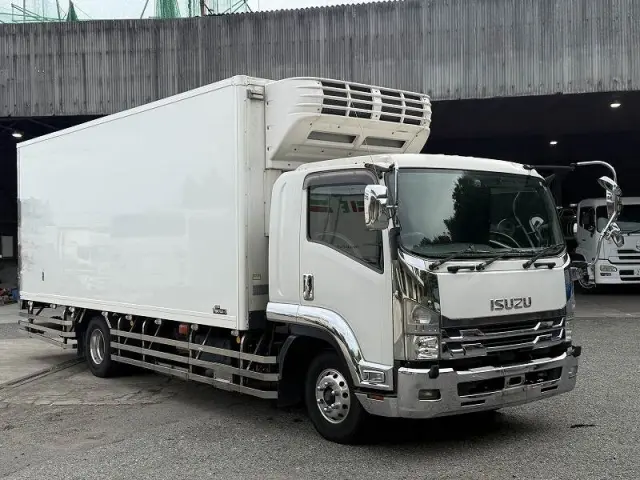 いすゞ フォワード 2PG-FSR90T2(2WD)の写真3