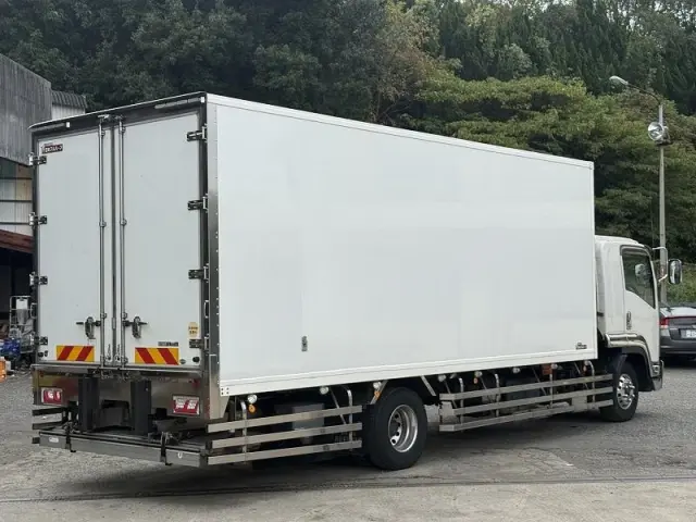 いすゞ フォワード 2PG-FSR90T2(2WD)の写真5