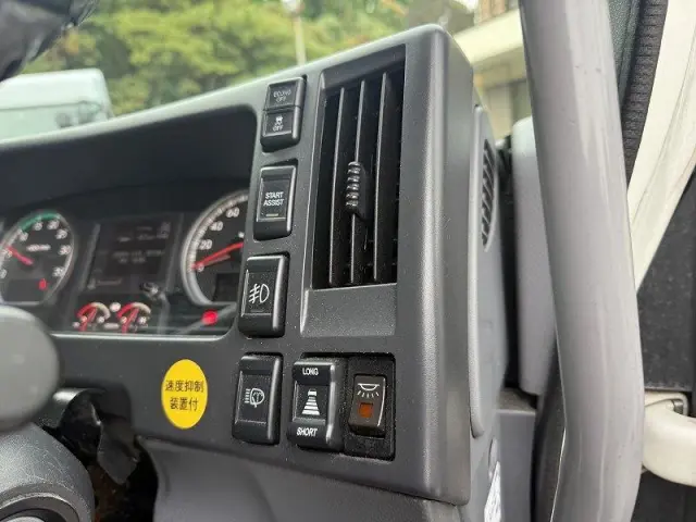 いすゞ フォワード 2PG-FSR90T2(2WD)の写真25