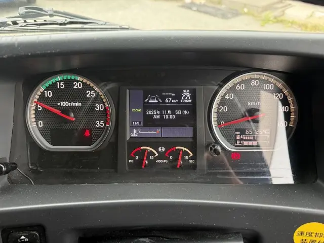 いすゞ フォワード 2PG-FSR90T2(2WD)の写真35