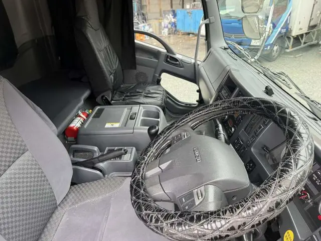 いすゞ フォワード 2PG-FSR90T2(2WD)の写真42