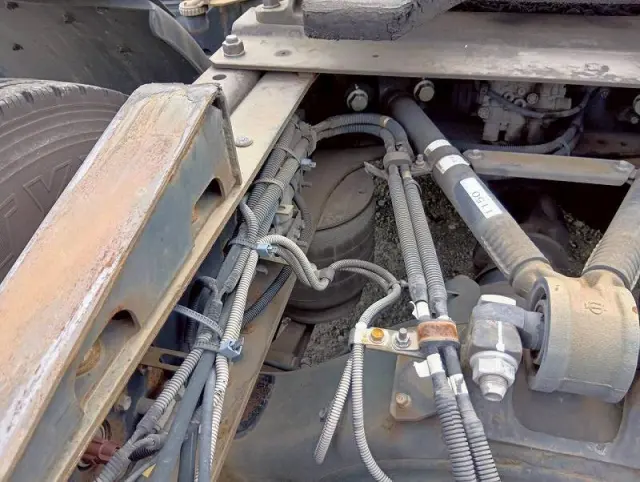 いすゞ ギガ QKG-EXD52ADの写真29