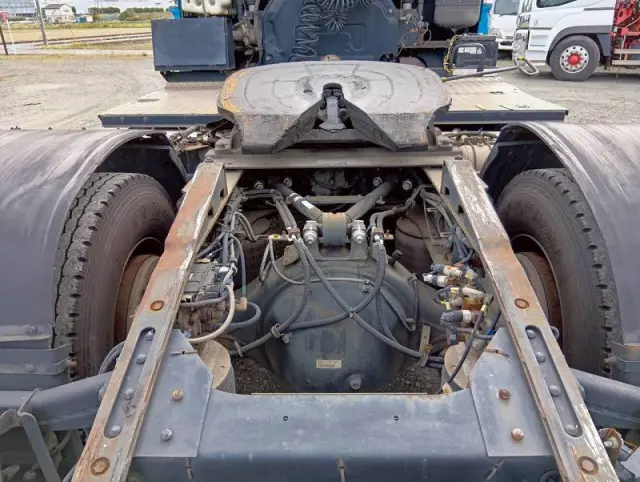 いすゞ ギガ QKG-EXD52ADの写真31