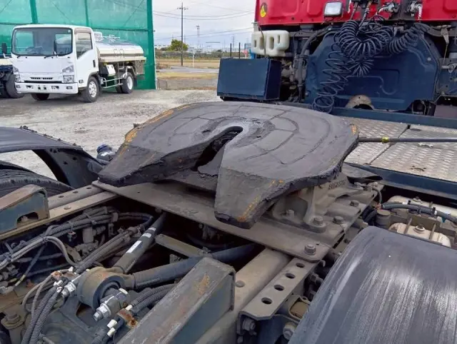 いすゞ ギガ QKG-EXD52ADの写真33