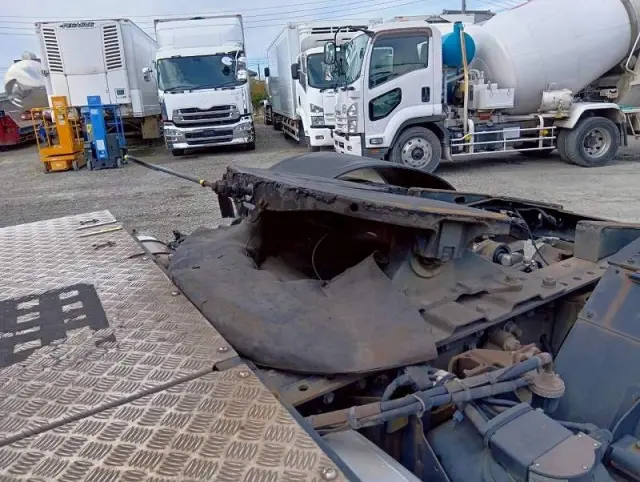 いすゞ ギガ QKG-EXD52ADの写真34