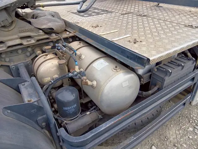 いすゞ ギガ QKG-EXD52ADの写真37