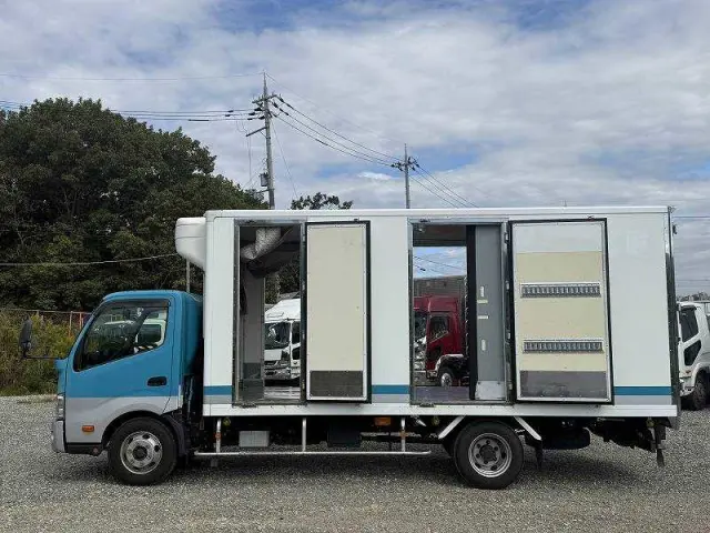 日野 デュトロ TKG-XZU722Mの写真13