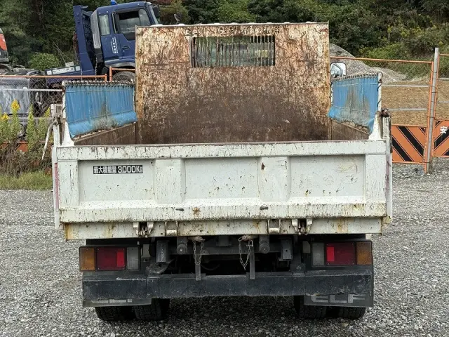 いすゞ エルフ TKG-NKR85AD(2WD)の写真6