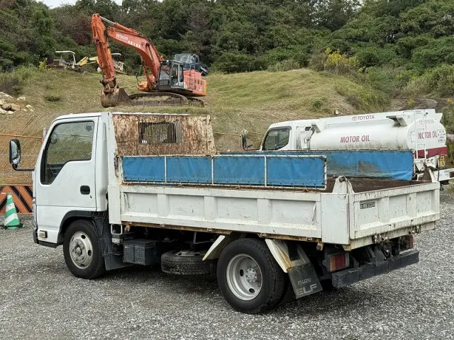 いすゞ エルフ TKG-NKR85AD(2WD)の写真7