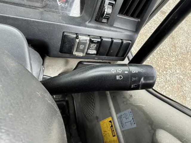 いすゞ エルフ TKG-NKR85AD(2WD)の写真23