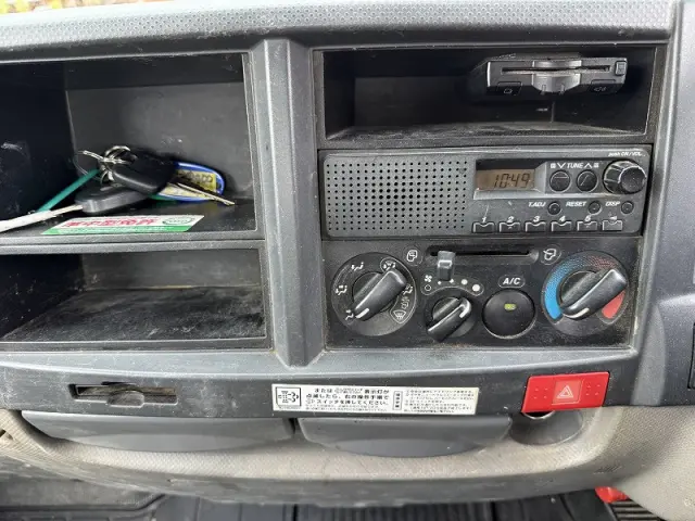 いすゞ エルフ TKG-NKR85AD(2WD)の写真26