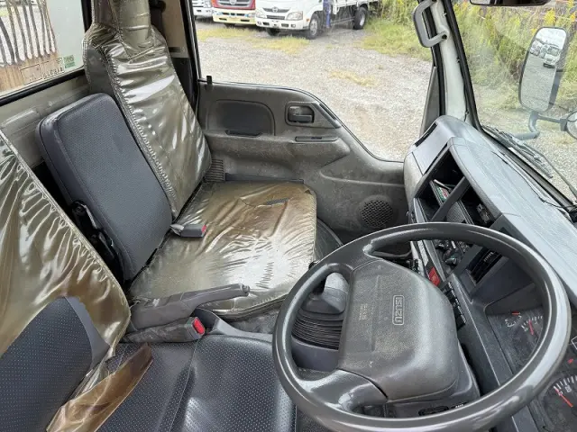 いすゞ エルフ TKG-NKR85AD(2WD)の写真27