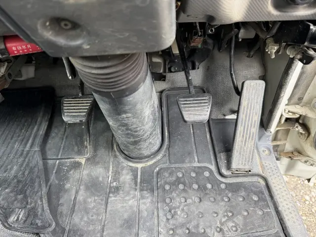 いすゞ エルフ TKG-NKR85AD(2WD)の写真29