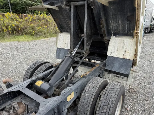 いすゞ エルフ TKG-NKR85AD(2WD)の写真45