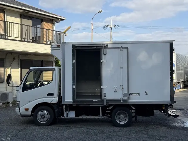 日野 デュトロ TKG-XZC600M(2WD)の写真18