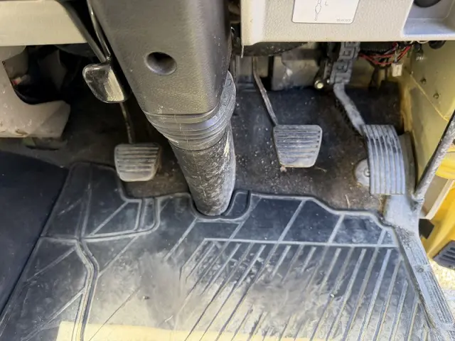 三菱 キャンター 2PG-FEB90の写真36