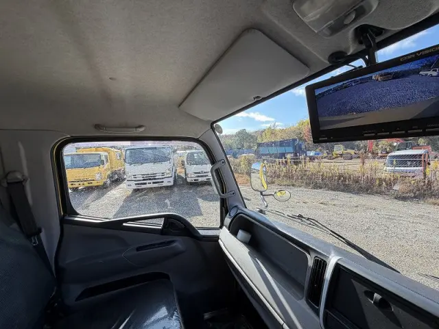 三菱 キャンター 2PG-FEB90の写真40