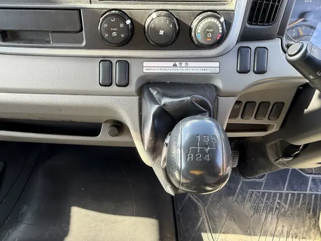 三菱 キャンター 2PG-FEB90の写真46