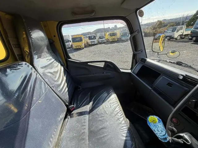 三菱 キャンター PDG-FG74D(4WD)の写真40