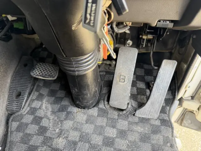 いすゞ ギガ QKG-CYJ77Aの写真26