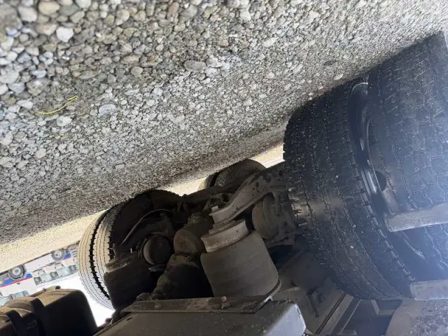 いすゞ ギガ QKG-CYJ77Aの写真40