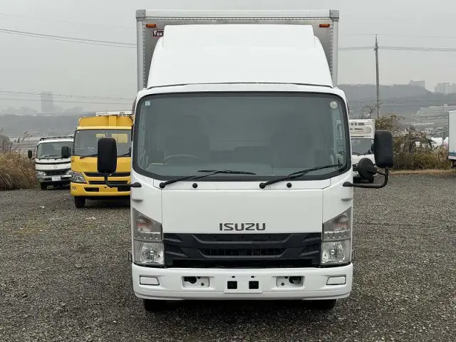 いすゞ エルフ TPG-NPR85AN(2WD)の写真2