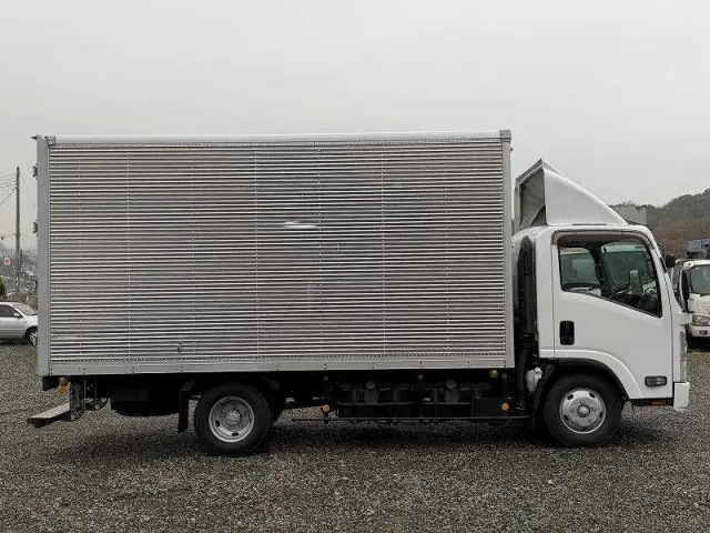 いすゞ エルフ TPG-NPR85AN(2WD)の写真4