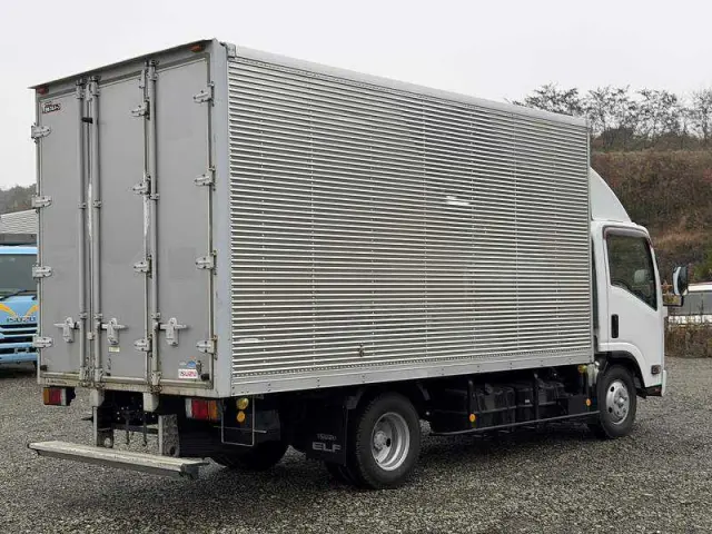 いすゞ エルフ TPG-NPR85AN(2WD)の写真5