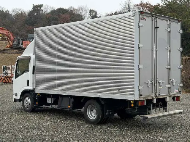 いすゞ エルフ TPG-NPR85AN(2WD)の写真7