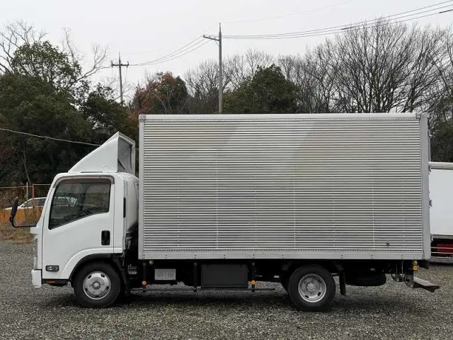 いすゞ エルフ TPG-NPR85AN(2WD)の写真8