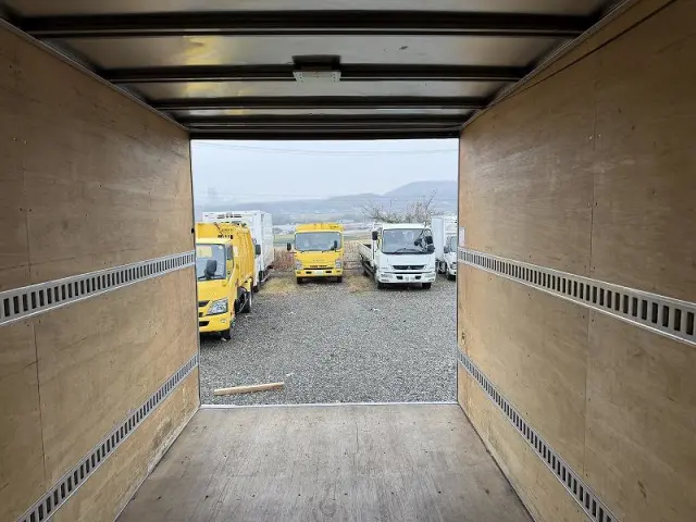 いすゞ エルフ TPG-NPR85AN(2WD)の写真15