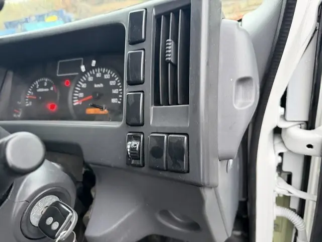 いすゞ エルフ TPG-NPR85AN(2WD)の写真21