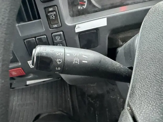 いすゞ エルフ TPG-NPR85AN(2WD)の写真30