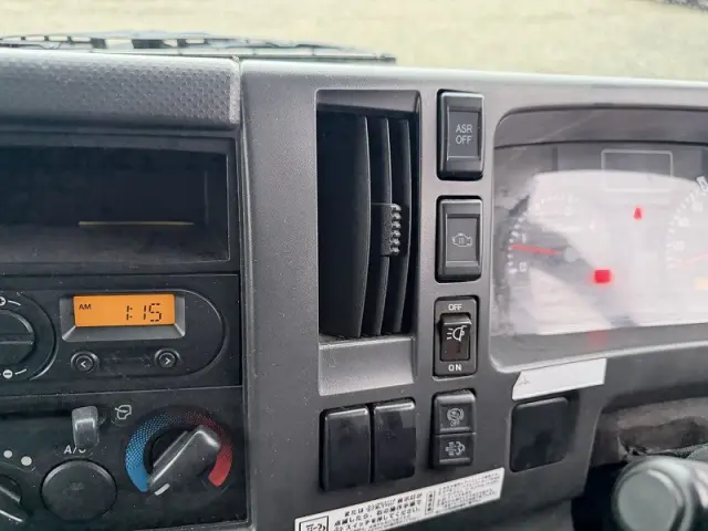 いすゞ エルフ TPG-NPR85AN(2WD)の写真31