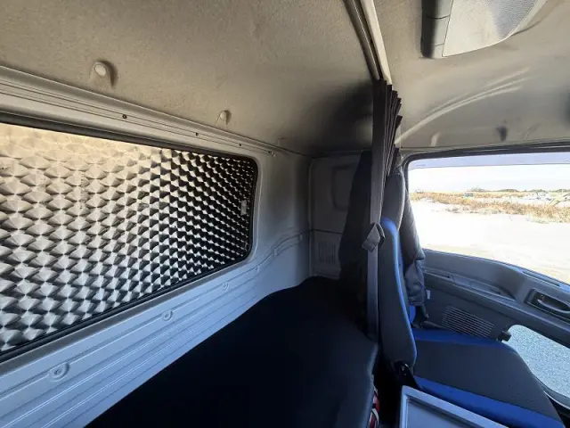 いすゞ ギガ QKG-CYJ77Bの写真25