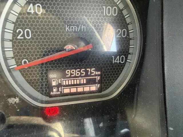 いすゞ ギガ QKG-CYJ77Bの写真28