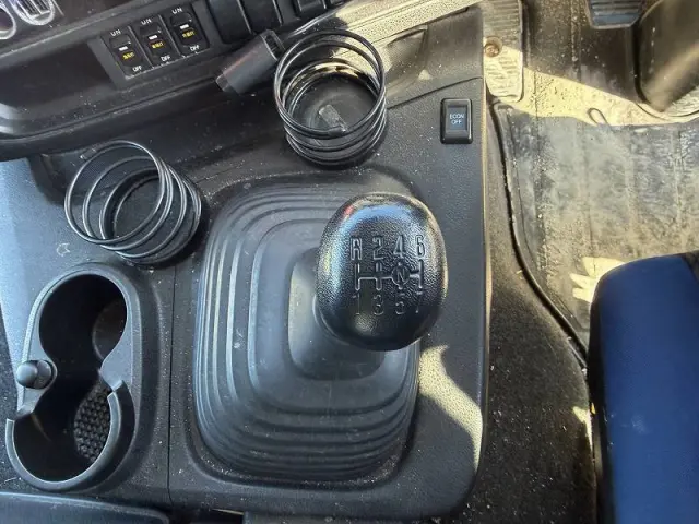 いすゞ ギガ QKG-CYJ77Bの写真33