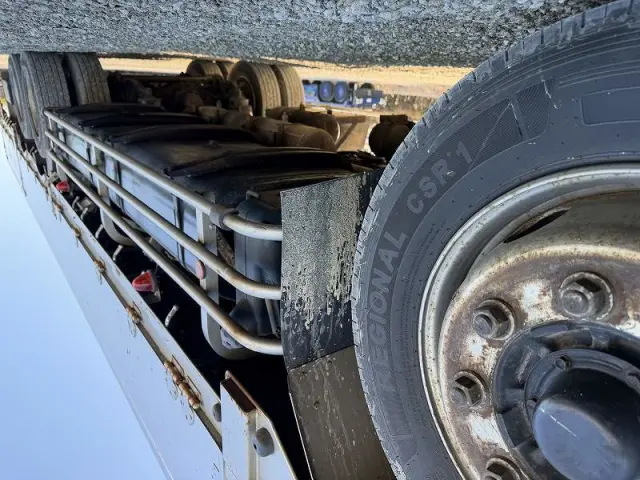 いすゞ ギガ QKG-CYJ77Bの写真38