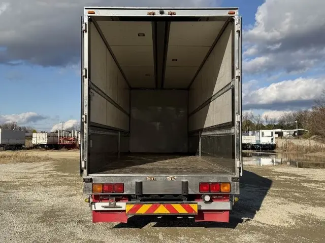 ＵＤ クオン QKG-CG5ZEの写真9