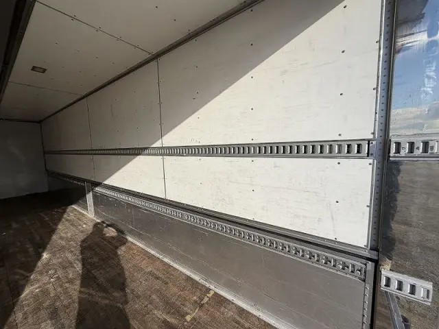 ＵＤ クオン QKG-CG5ZEの写真17