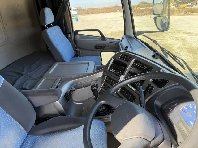 ＵＤ クオン ADG-CD4ZAの写真32