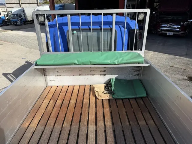 いすゞ フォワード 2PG-FRR90S2の写真10