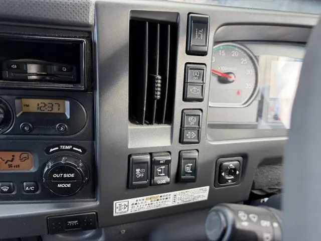 いすゞ フォワード 2PG-FRR90S2の写真17